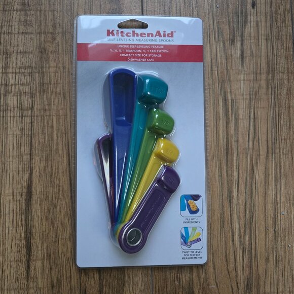 KitchenAid multicolor self-leveling measuring spoons - Picture 1 of 5